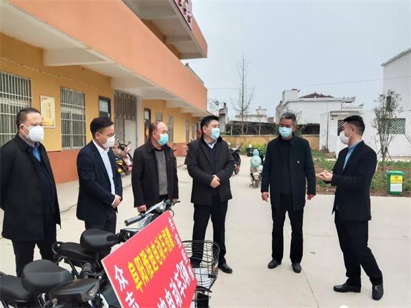 聂磊慰问666.jpg