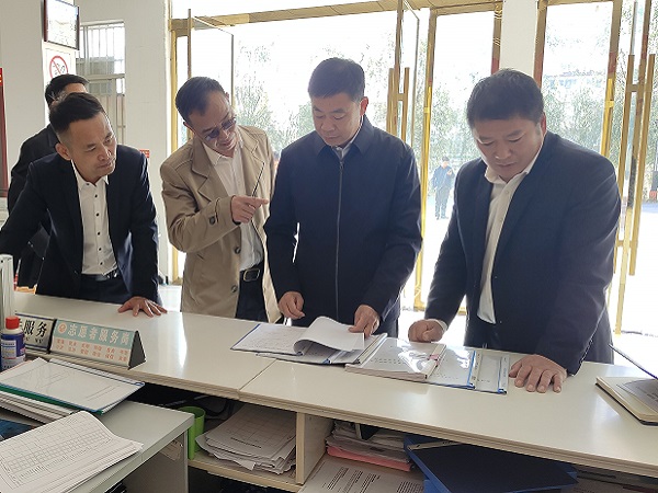 海治国一行到界首市调研民族工作.jpg