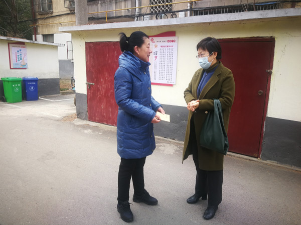 市工商联看望慰问退休干部和原工商业业者2.jpg