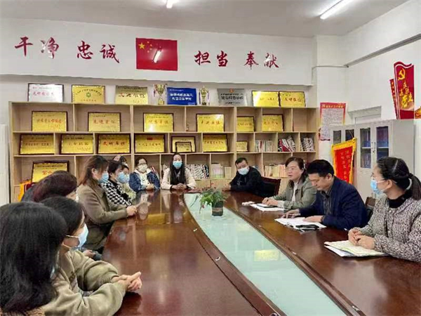 2022.11.14民盟颍东支部开展中小学“双减”政策落实情况民主监督调研工作.jpg